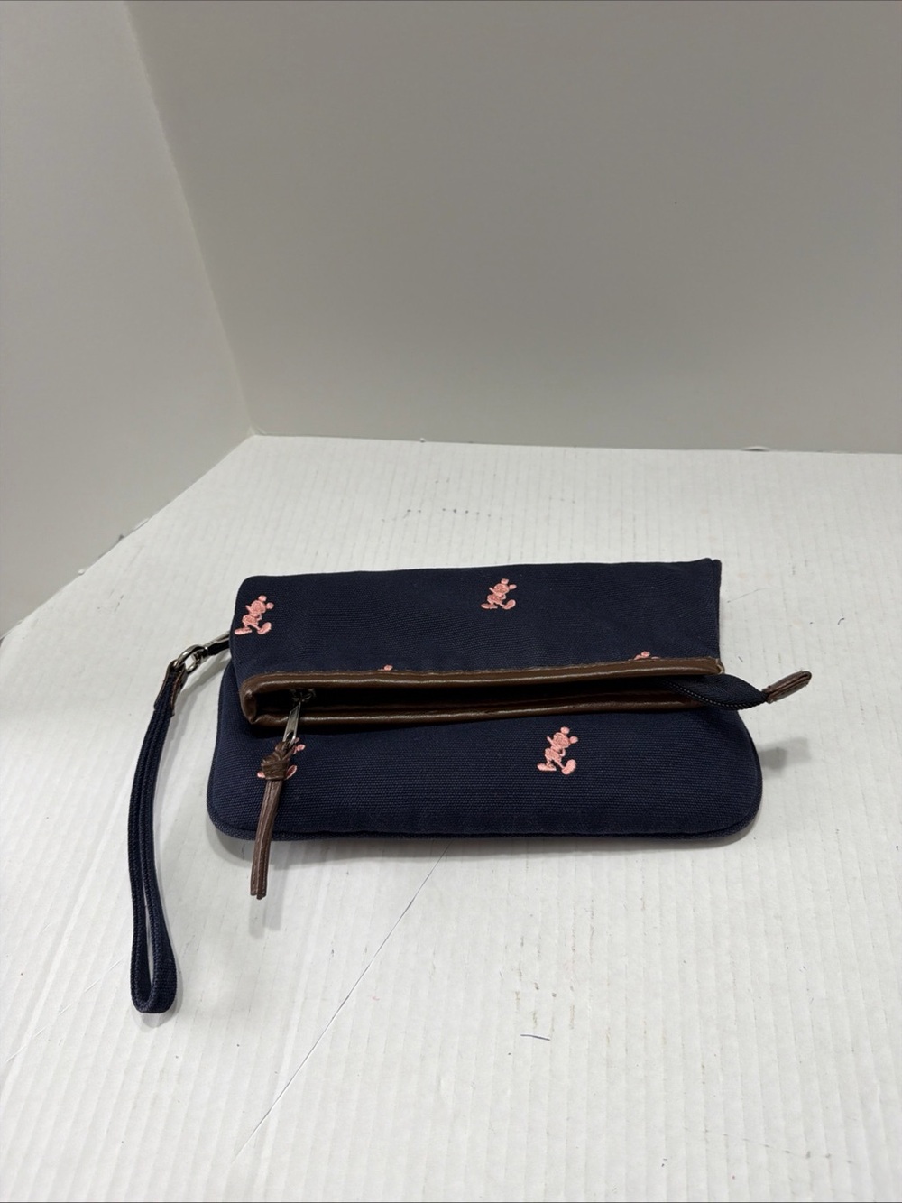 Disney Parks Mickey Mouse Embroidered Zip Wristlet Clutch Pouch w/ Mirror Navy